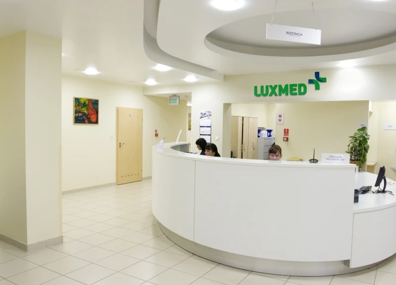 LUX MED Al. Jana Pawła II 78, Warszawa