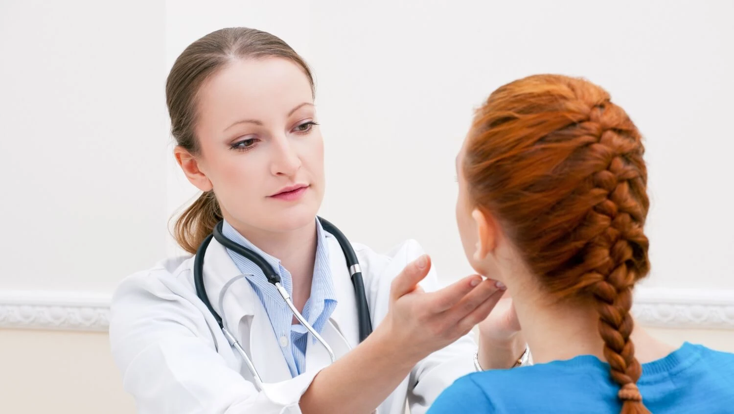 Choroby strun głosowych.jpg