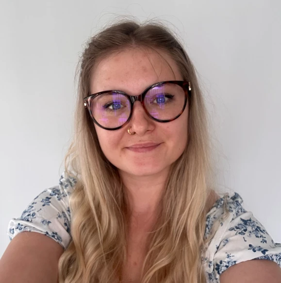 Klaudia Dąbkowska Specjalistka ds. Rekrutacji Lekarzy LUX MED