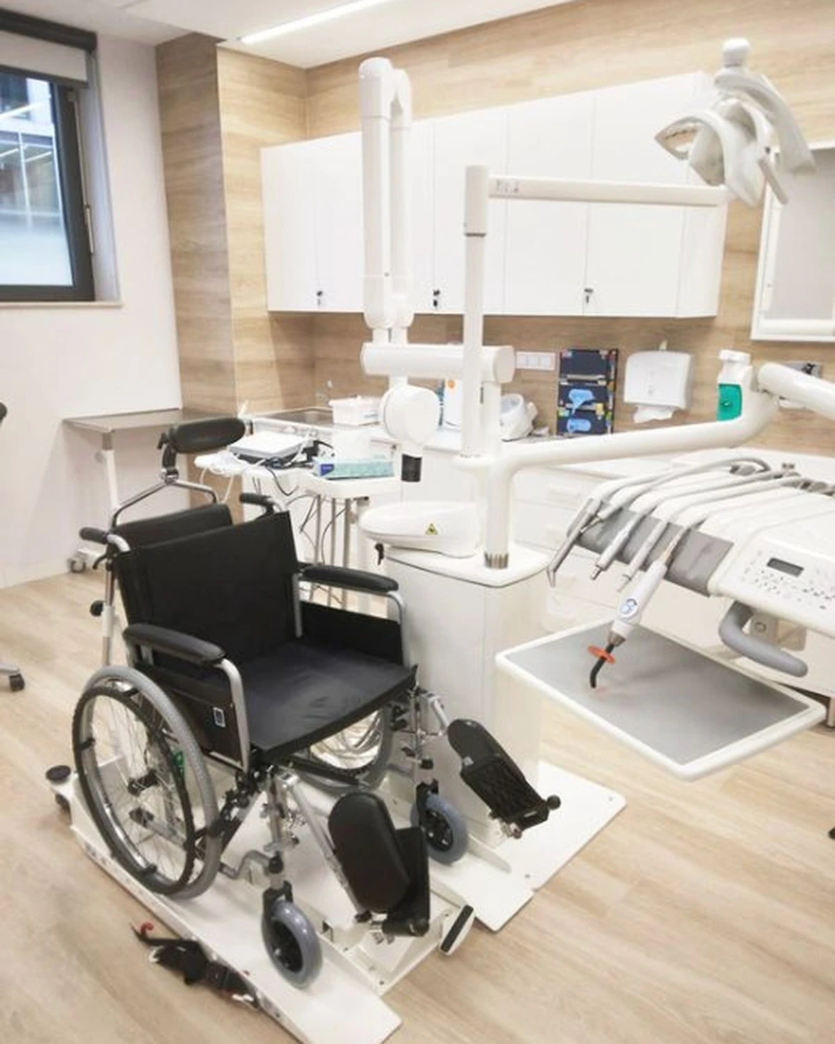 LXS narkoza NFZ Warszawa_4 pion.jpg