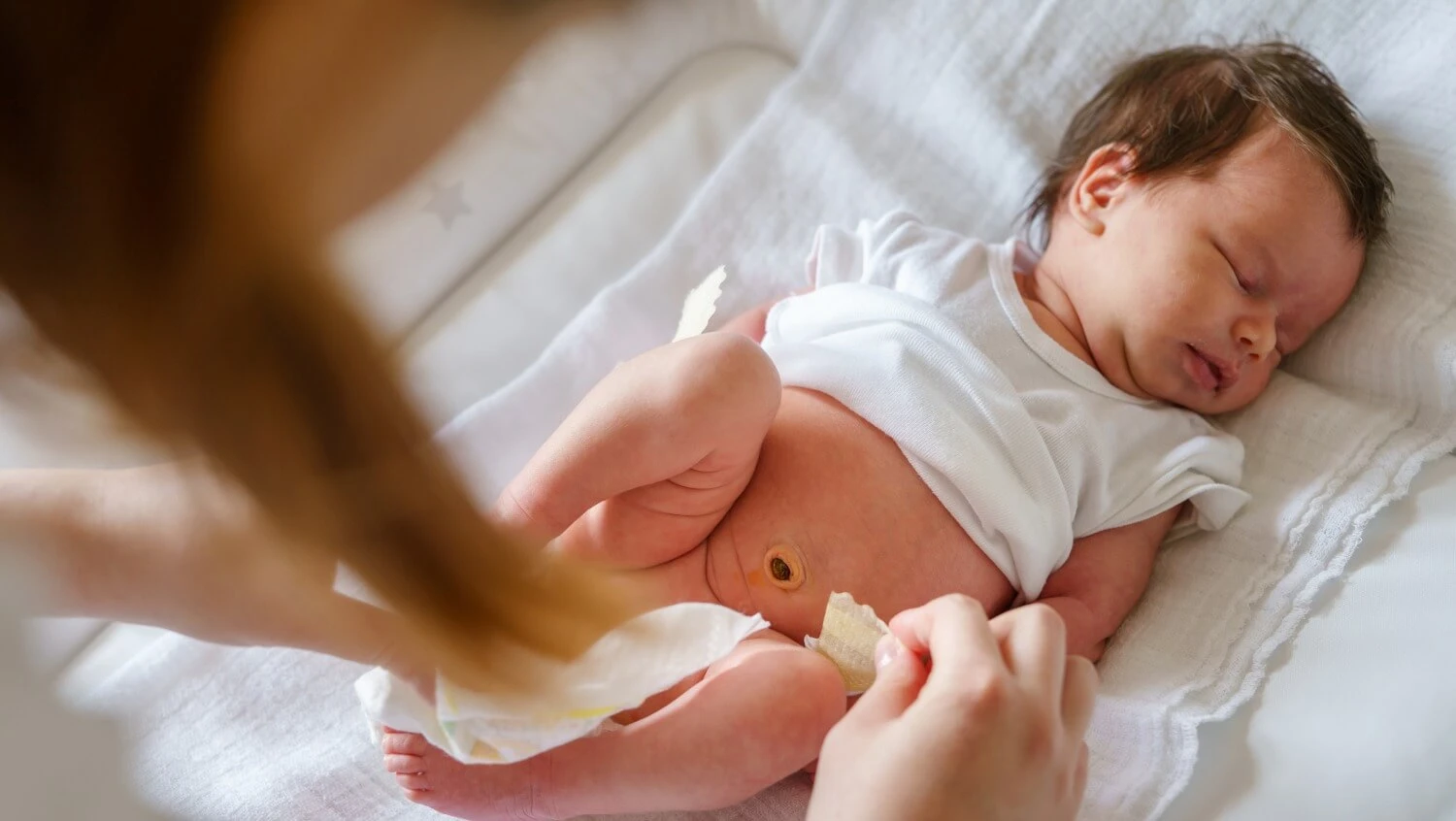 Pielęgnacja pępka noworodka.jpg