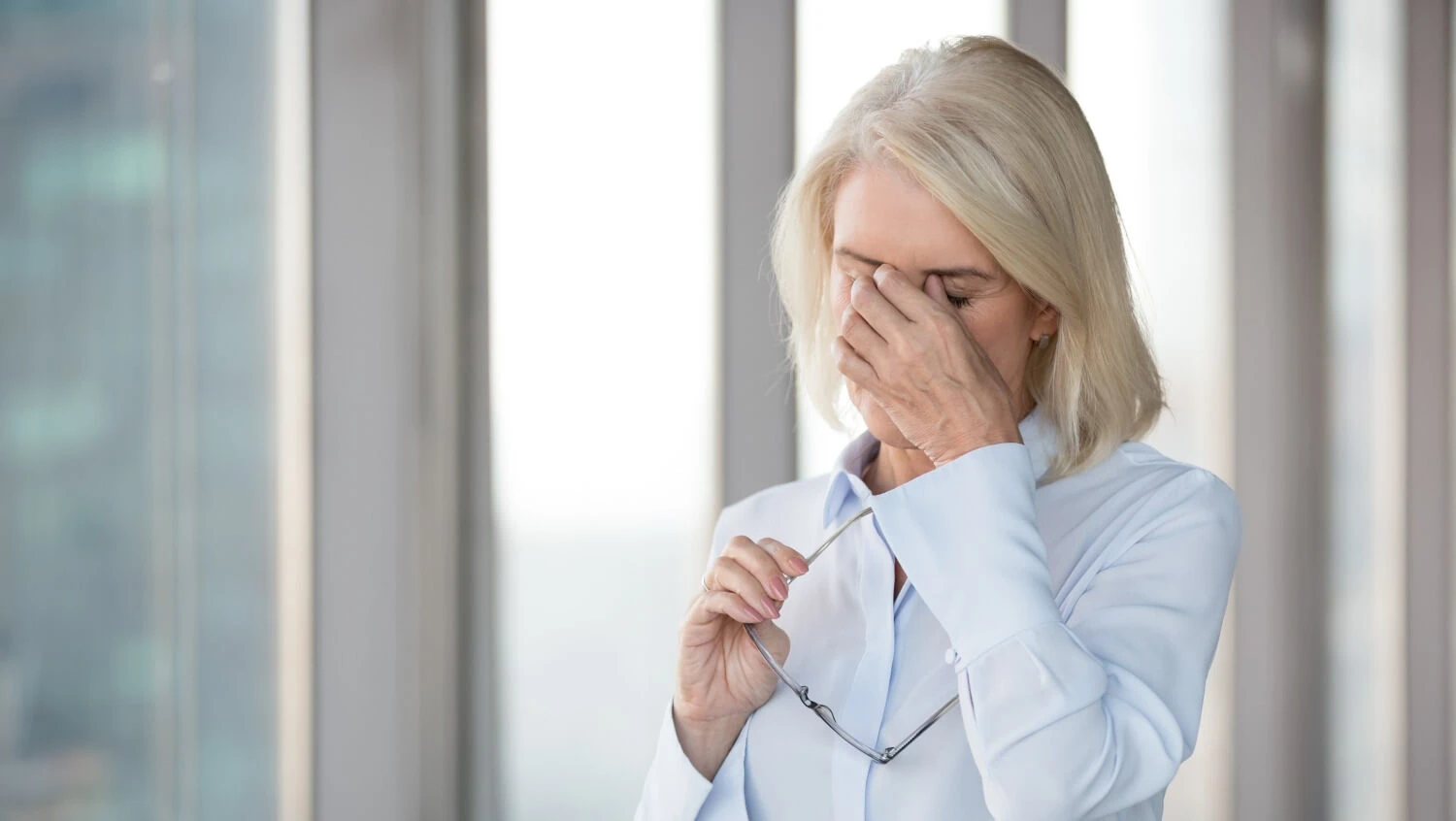 Zawroty głowy – przyczyny, leczenie, ćwiczenia 