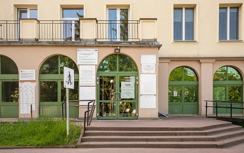 Zdj_www_Warszawa_Nieklanska_front.webp