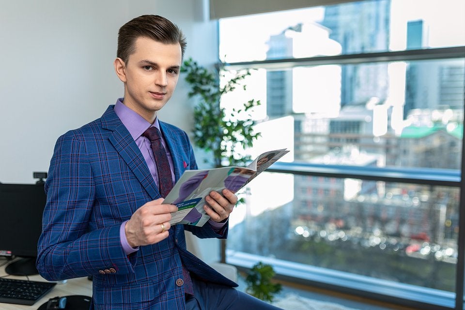 Zdjęcie eksperta lekarza Konrada Jurczakowskiego, pediatry