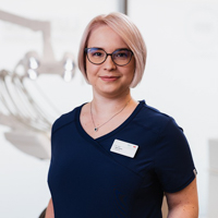 lek. dent. Agata Bartoś - Ortodoncja – nakładki Invisalign,Ortodonta