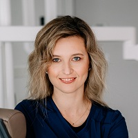 lek. stom. Agata Kozłowska - Lekarz stomatolog
