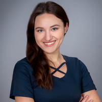 lekarz dentysta Aleksandra Sroka - Ortodonta,Ortodoncja – nakładki Invisalign