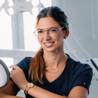 lek. dent. Anna Szypowska - Chirurg stomatolog