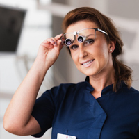 lek. stom. Katarzyna Nowak - Lekarz stomatolog,Stomatologia estetyczna,Ortodoncja – nakładki Invisalign