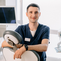 lekarz dentysta Pavlo Rusakov - Lekarz stomatolog