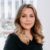 lek. stom. Wanesa Duda - Lekarz stomatolog,Implantoprotetyk,Protetyk